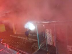 Toko Grosir dan Eceran di Kawasan Simpang Haru Hangus Dilahap Si Jago Merah