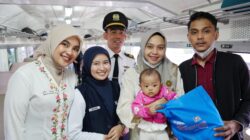 Peringati Hari Pahlawan 2025, KAI Divre II Sumbar Gelar Kegiatan Sapa Pelanggan