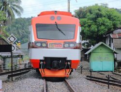 Dampak Luapan Banjir, Lalu Lintas Perjalanan Kereta Api Dialihkan