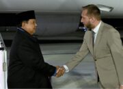 Usai Pertemuan Intensif 5 Jam dengan Putin, Prabowo Tiba di Paris