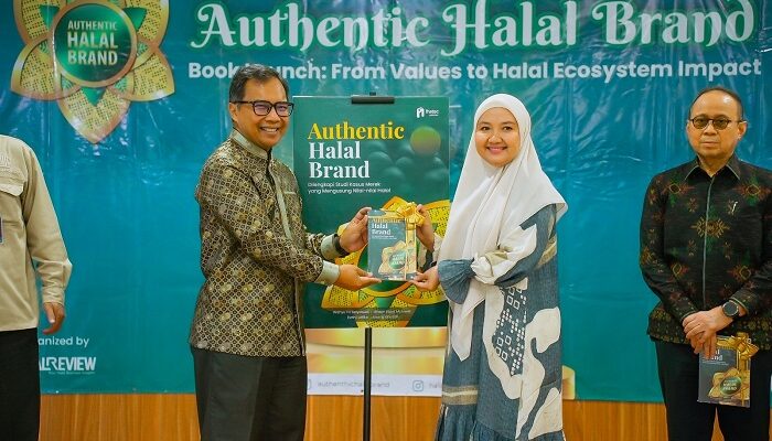 Wardah dan Kahf Disorot sebagai Rujukan Authentic Halal Brand dalam Buku Terbaru IHATEC