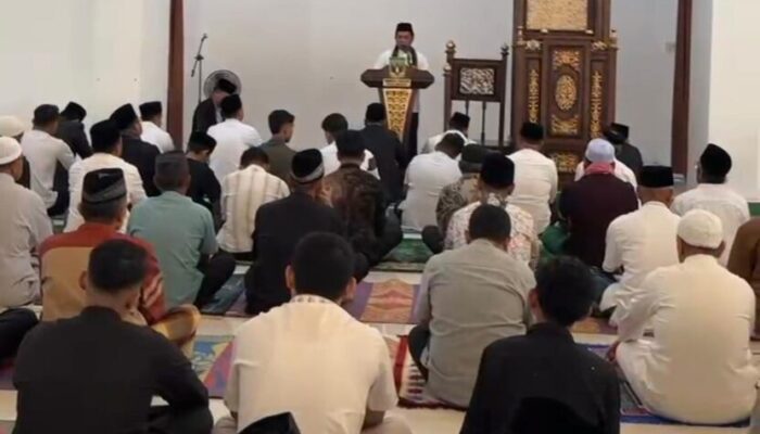 Bupati Ajak Masyarakat Perkuat Semangat Berkurban dan Gotong Royong