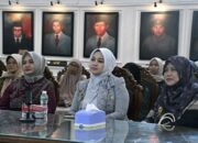 12 Anak Muda Diberi Pelatihan Membatik Lewat Program PKW