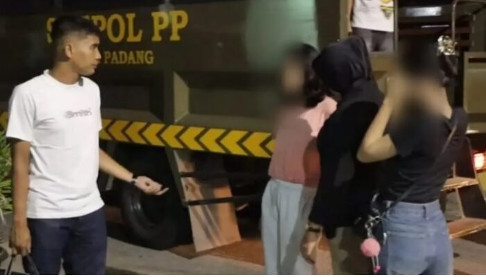 Empat Perempuan Diamankan Satpol PP, Kedapatan Berada di Ruang Publik Hingga Dini Hari